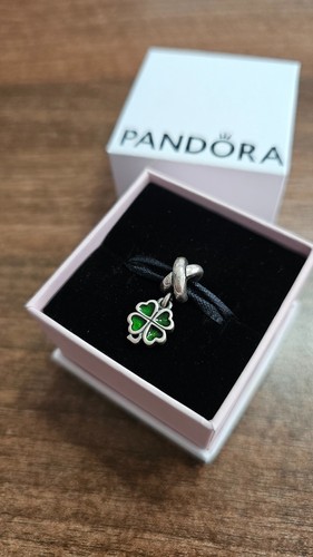 New genuine pandora green four - green,