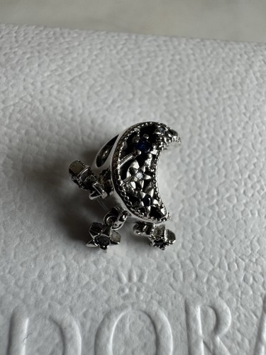 Pandora star crescent - star,
