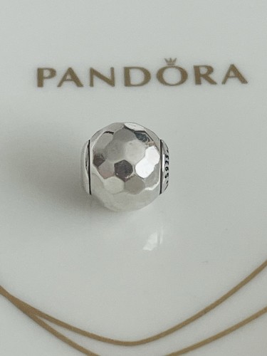 Pandora essence respect - essence, *