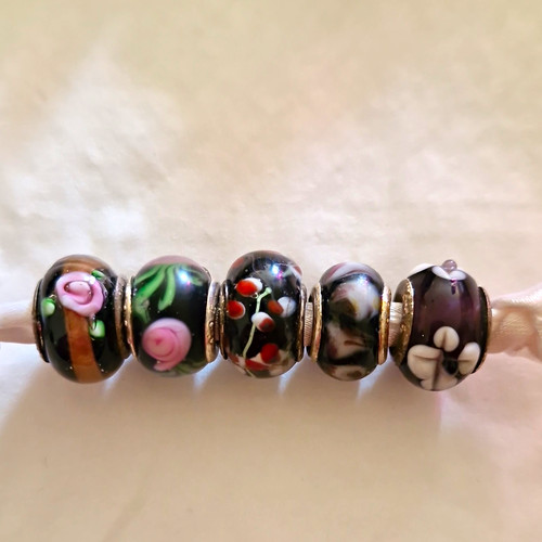 Glass beads charm - glass, 5